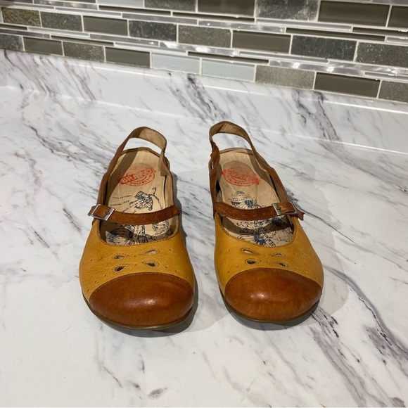 Brako leather Mary Jane Heels made in Spain - Picture 2 of 9